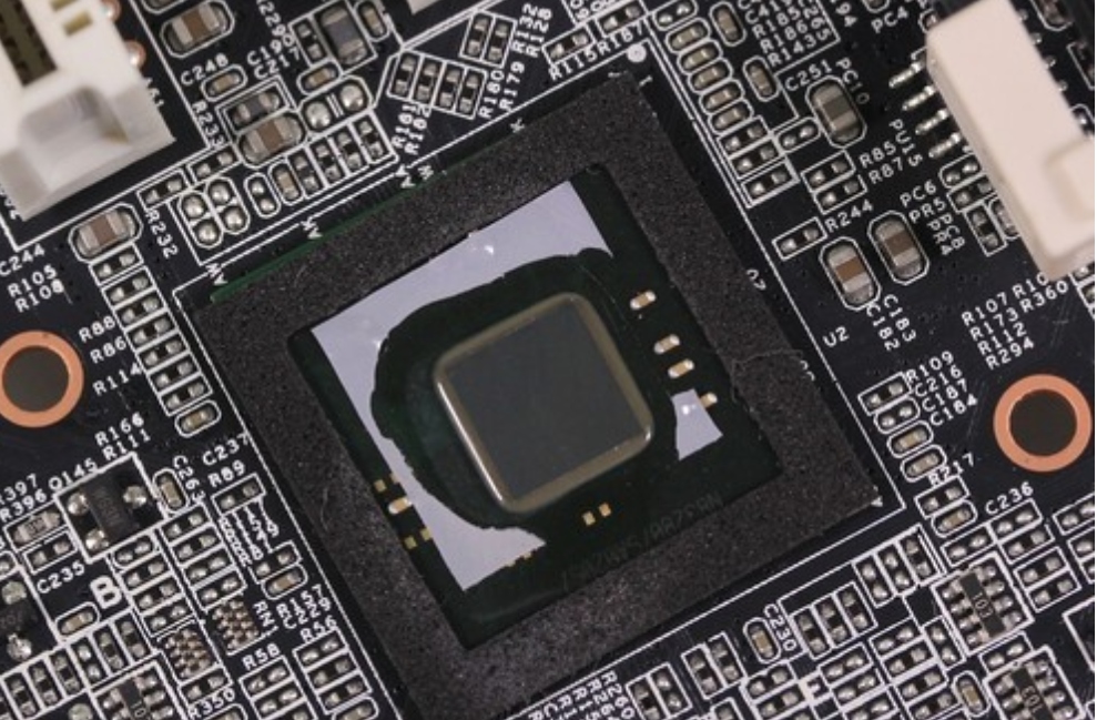 Intel B85芯片组